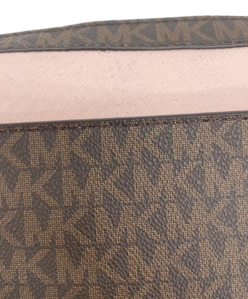 MICHAEL KORS（マイケルコース）MICHAEL KORS (マイケルコース) ショルダーバッグ ブラウン×ピンクの古着・服飾アイテム