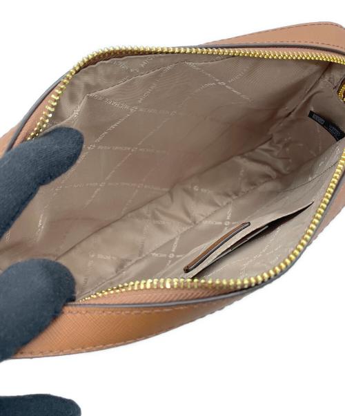 MICHAEL KORS（マイケル・コース）MICHAEL KORS (マイケル・コース) ショルダーバッグ ブラウンの古着・服飾アイテム