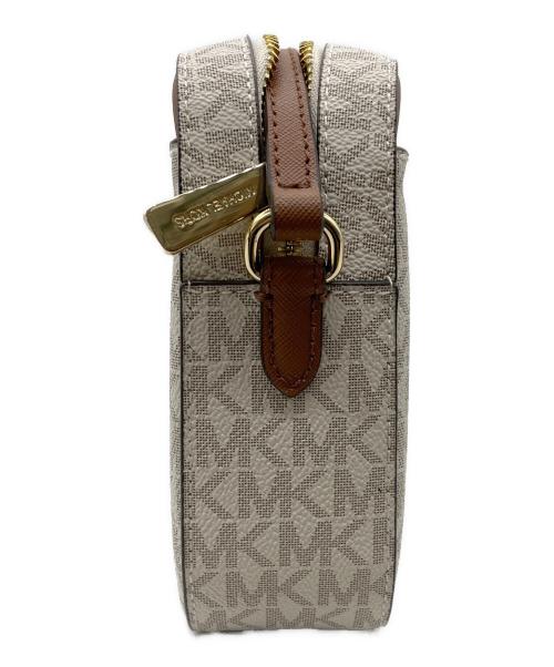 MICHAEL KORS（マイケル・コース）MICHAEL KORS (マイケル・コース) ショルダーバッグ ホワイト×ブラックの古着・服飾アイテム