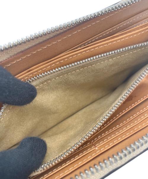 corbo（コルボ）corbo (コルボ) 長財布 ベージュの古着・服飾アイテム