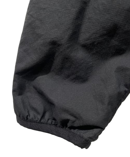 MOUNTAIN HARD WEAR（マウンテンハードウェア）MOUNTAIN HARD WEAR (マウンテンハードウェア) マウンテンパーカー ブラック サイズ:Sの古着・服飾アイテム