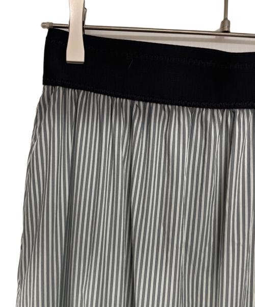 ADORE（アドーア）ADORE (アドーア) マーメイドスカート グレー サイズ:38の古着・服飾アイテム