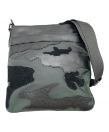 COACH（コーチ）の古着「カモフラージュ柄 ショルダーバッグ」｜ブラック