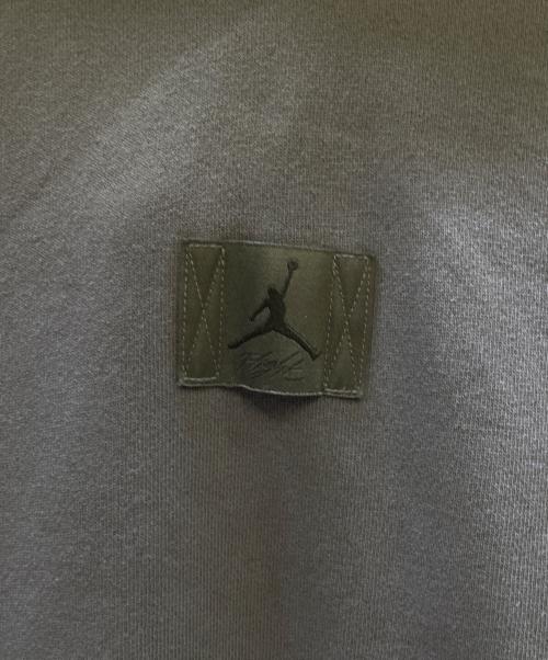 NIKE（ナイキ）NIKE (ナイキ) プルオーバーパーカー オリーブ サイズ:Mの古着・服飾アイテム