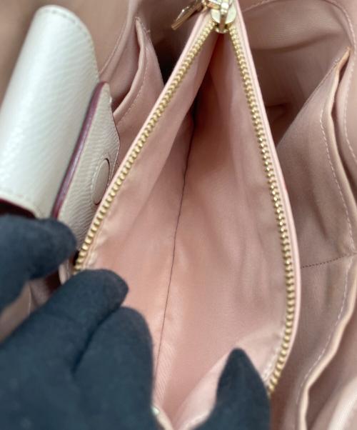 COACH（コーチ）COACH (コーチ) Flower Applique Small Margo Carryall ホワイトの古着・服飾アイテム