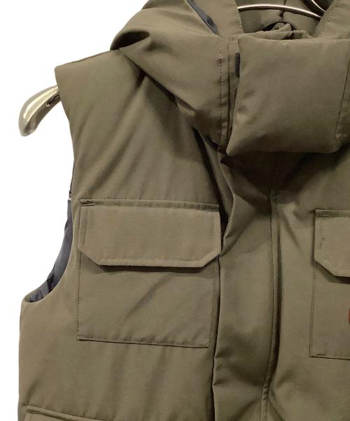 CANADA GOOSE（カナダグース）CANADA GOOSE (カナダグース) ダウンベスト オリーブ サイズ:Mの古着・服飾アイテム