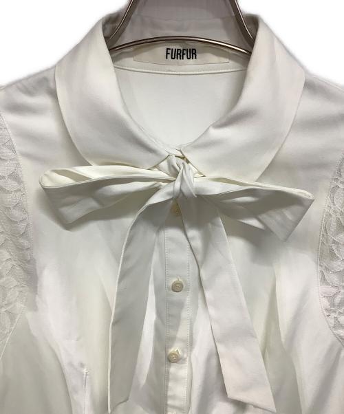 furfur（ファーファー）furfur (ファーファー) ボウタイシャツロングワンピース ホワイト サイズ:Fの古着・服飾アイテム
