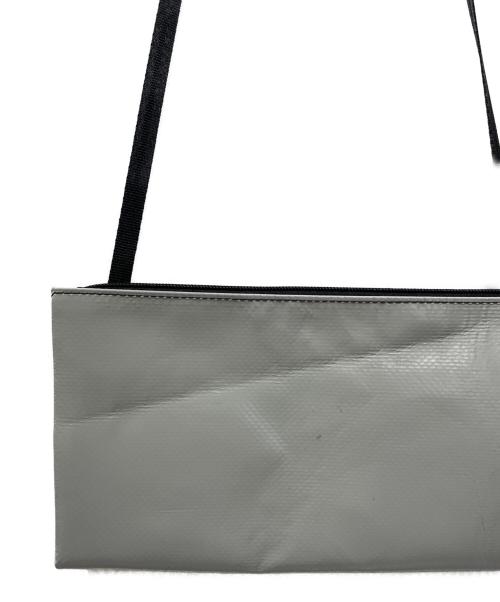 FREITAG（フライターグ）FREITAG (フライターグ) サコッシュ ホワイト×グレーの古着・服飾アイテム