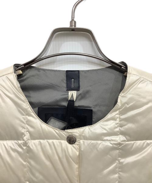 TAION（タイオン）TAION (タイオン) クルーネック インナーダウンセット ホワイト サイズ:M 未使用品の古着・服飾アイテム