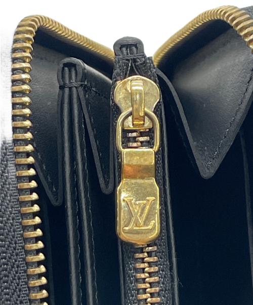 LOUIS VUITTON（ルイ ヴィトン）LOUIS VUITTON (ルイ ヴィトン) クッサン ジッピー･ウォレット ブラックの古着・服飾アイテム