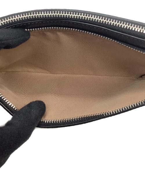COACH（コーチ）COACH (コーチ) ダブル ジップ リストレット ベージュ×ブラックの古着・服飾アイテム