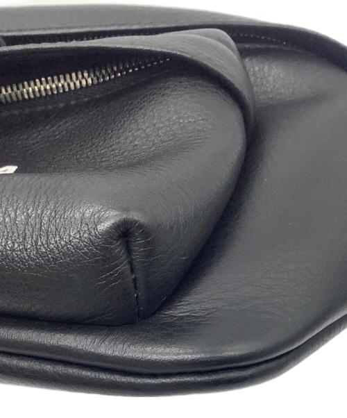 BALENCIAGA（バレンシアガ）BALENCIAGA (バレンシアガ) ボディバッグ ブラックの古着・服飾アイテム