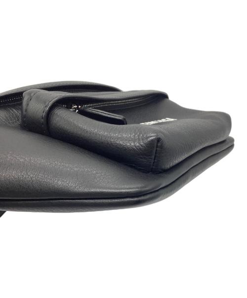 BALENCIAGA（バレンシアガ）BALENCIAGA (バレンシアガ) ボディバッグ ブラックの古着・服飾アイテム