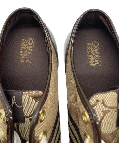 COACH（コーチ）COACH (コーチ) シグネチャー ローカットスニーカー ベージュ サイズ:40の古着・服飾アイテム
