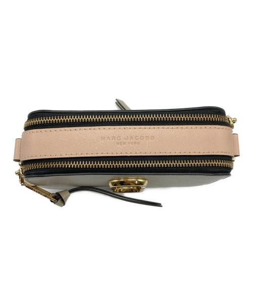 MARC JACOBS（マークジェイコブス）MARC JACOBS (マークジェイコブス) ショルダーポーチ グレージュの古着・服飾アイテム