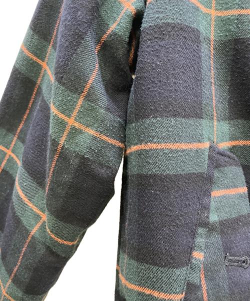 FRED PERRY（フレッドペリー）FRED PERRY (フレッドペリー) ブルゾン グリーン×オレンジ サイズ:Mの古着・服飾アイテム
