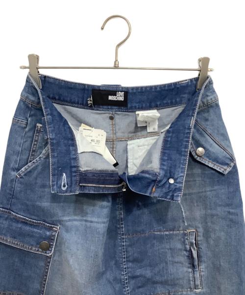 LOVE MOSCHINO（ラブモスキーノ）LOVE MOSCHINO (ラブモスキーノ) デニムスカート インディゴ サイズ:42 未使用品の古着・服飾アイテム