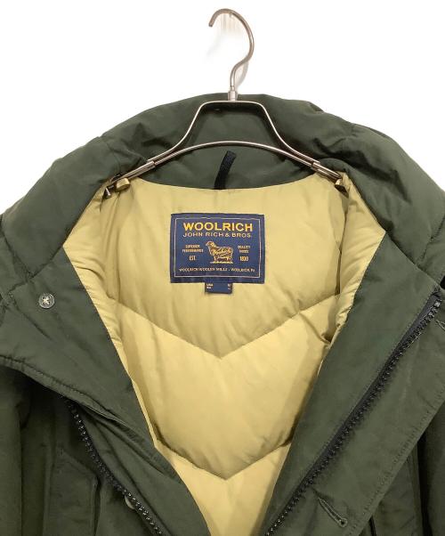 WOOLRICH（ウールリッチ）WOOLRICH (ウールリッチ) ARCTIC PARKA ダウンジャケット グリーン サイズ:Mの古着・服飾アイテム