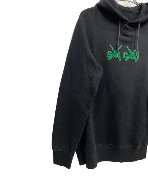sacai（サカイ）sacai (サカイ) KAWS (カウズ) Flock Print Hooide ブラック サイズ:３の古着・服飾アイテム