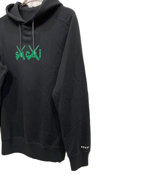 sacai（サカイ）sacai (サカイ) KAWS (カウズ) Flock Print Hooide ブラック サイズ:３の古着・服飾アイテム