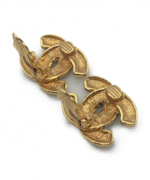 CHANEL（シャネル）CHANEL (シャネル) マトラッセココマークイヤリング サイズ:-の古着・服飾アイテム