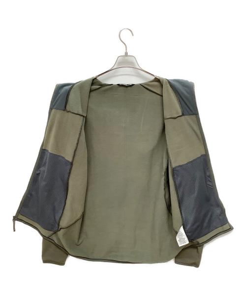 ARC'TERYX（アークテリクス）ARC'TERYX (アークテリクス) フーデッドジャケット グリーン サイズ:Mの古着・服飾アイテム