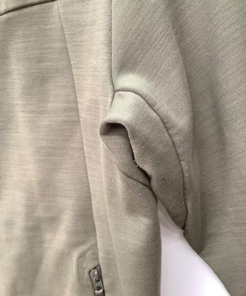 ARC'TERYX（アークテリクス）ARC'TERYX (アークテリクス) フーデッドジャケット グリーン サイズ:Mの古着・服飾アイテム