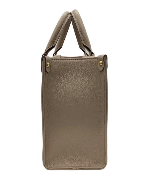 LOUIS VUITTON（ルイ ヴィトン）LOUIS VUITTON (ルイ ヴィトン) オンザゴーPM　	モノグラム・アンプラント トゥルトレール×クレームの古着・服飾アイテム