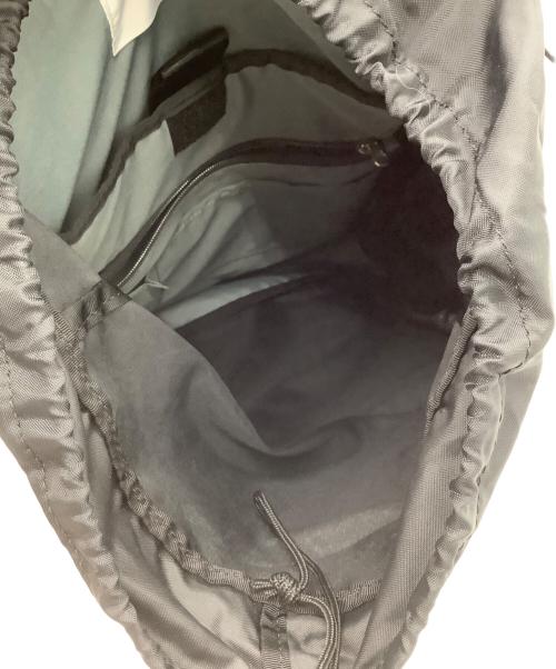 ear PAPILLONNER（イアパピヨネ）ear PAPILLONNER (イアパピヨネ) リュック ブラックの古着・服飾アイテム