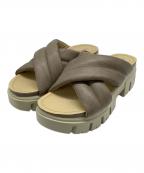 bussolaブソラ）の古着「クロスベルト パデットサンダル」｜ベージュ