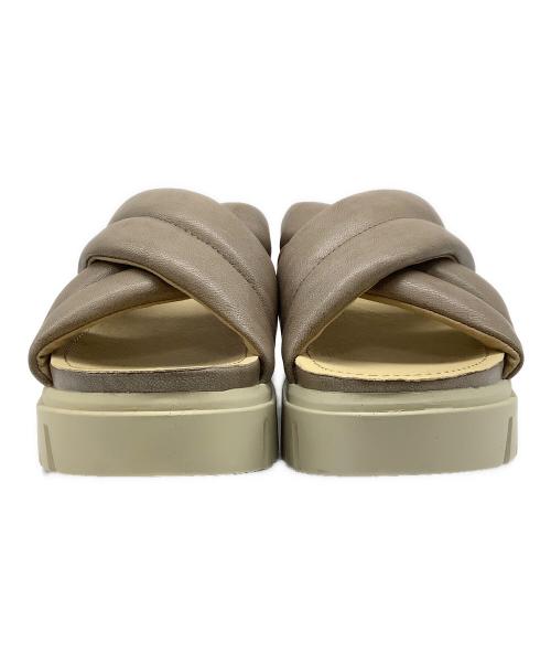 bussola（ブソラ）bussola (ブソラ) クロスベルト パデットサンダル ベージュ サイズ:38の古着・服飾アイテム