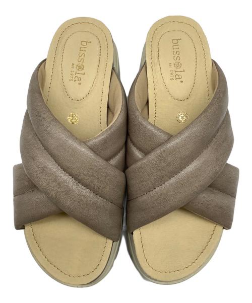 bussola（ブソラ）bussola (ブソラ) クロスベルト パデットサンダル ベージュ サイズ:38の古着・服飾アイテム