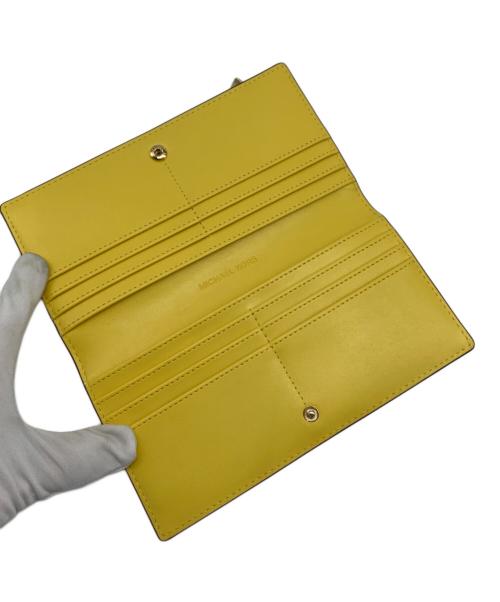MICHAEL KORS（マイケル・コース）MICHAEL KORS (マイケルコース) ラージスナップ ウォレット イエローの古着・服飾アイテム