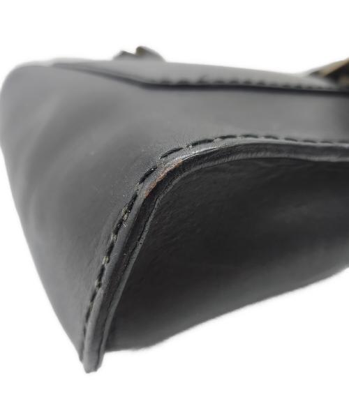 Herz（ヘルツ）Herz (ヘルツ) ボディバッグ　立体マチ・ボディバッグ ブラックの古着・服飾アイテム