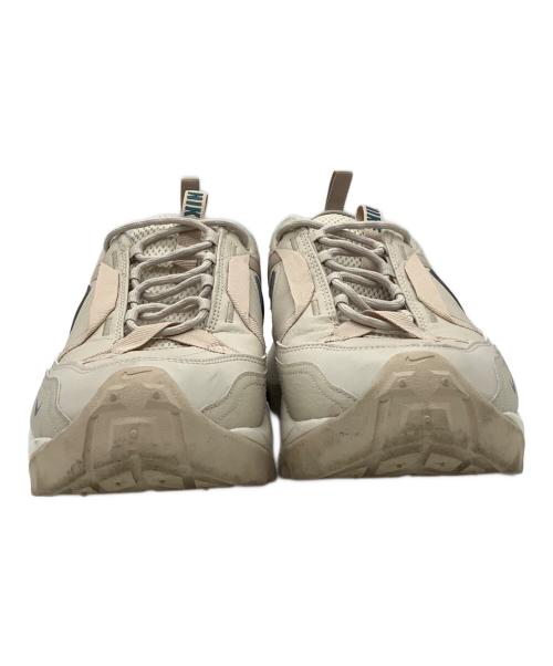 NIKE（ナイキ）NIKE (ナイキ) スニーカー TC 7900 ベージュ サイズ:29の古着・服飾アイテム