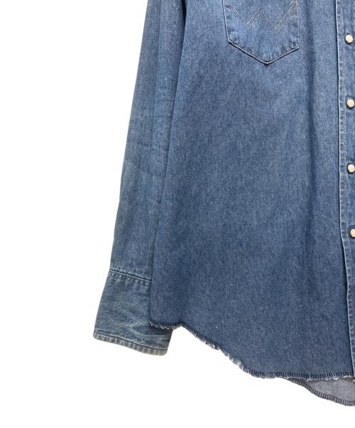Wrangler（ラングラー）Wrangler (ラングラー) 70127MW USA製 デニムウエスタンシャツ インディゴ サイズ:17-35の古着・服飾アイテム