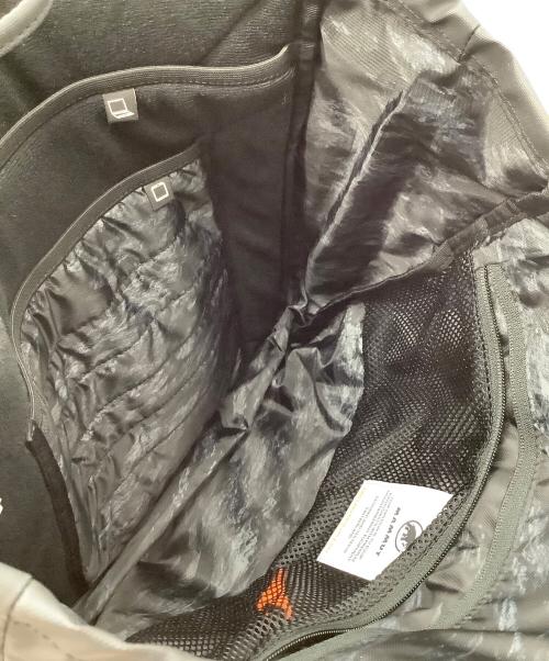 MAMMUT（マムート）MAMMUT (マムート) Seon Tote Bag 15L ブラックの古着・服飾アイテム