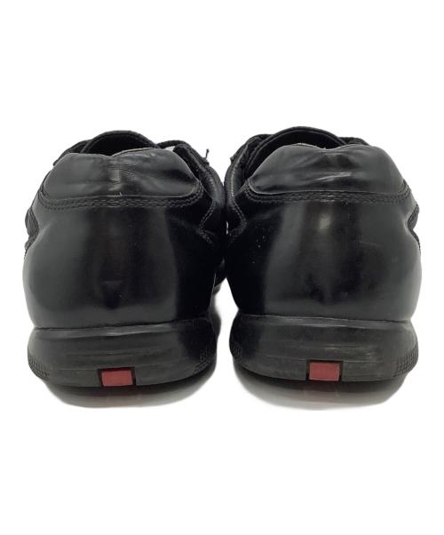 PRADA（プラダ）PRADA (プラダ) レザースニーカー ブラック サイズ:7 1/2の古着・服飾アイテム