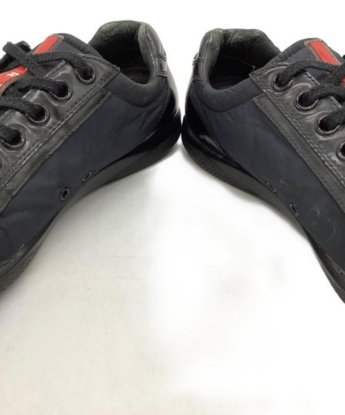 PRADA（プラダ）PRADA (プラダ) レザースニーカー ブラック サイズ:7 1/2の古着・服飾アイテム