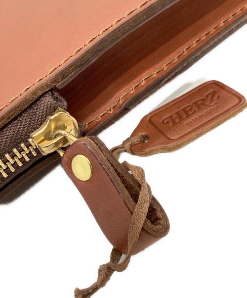 Herz（ヘルツ）Herz (ヘルツ) クラッチバッグ ブラウンの古着・服飾アイテム