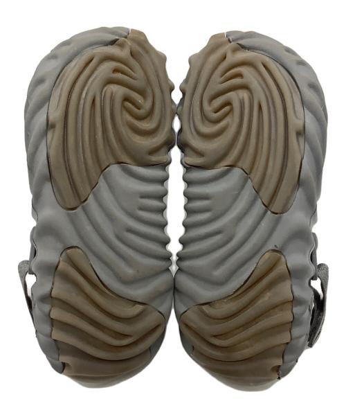 crocs（クロックス）crocs (クロックス) SALEHE BEMBURY サンダル グレー サイズ:Ｍ9の古着・服飾アイテム