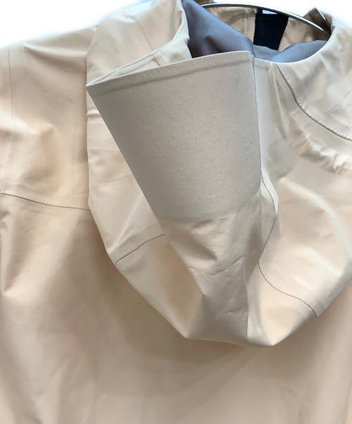 THE NORTH FACE（ザ ノース フェイス）THE NORTH FACE (ザ ノース フェイス) フューチャーライトドリズルジャケット ベージュ サイズ:Lの古着・服飾アイテム