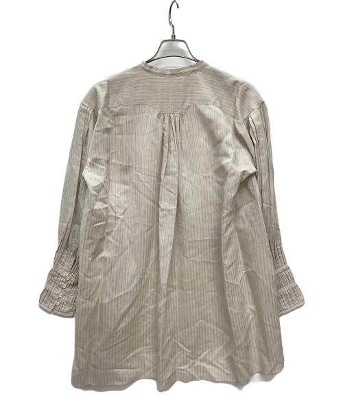 Uhr（ウーア）Uhr (ウーア) 長袖シャツ ベージュ サイズ:Free 未使用品の古着・服飾アイテム