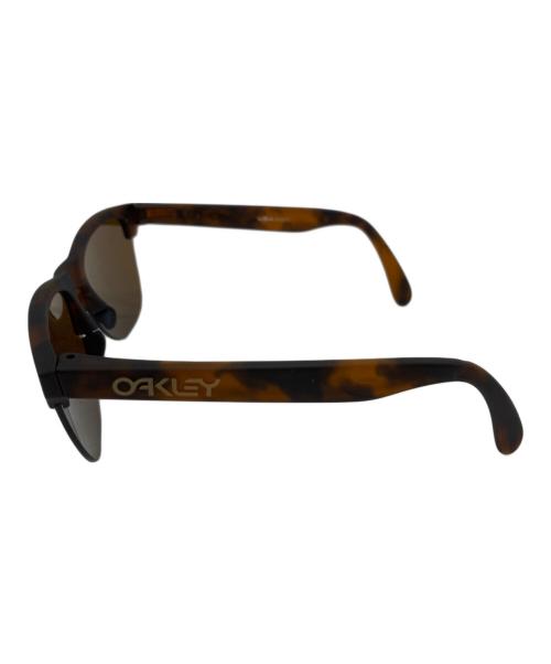 OAKLEY（オークリー）OAKLEY (オークリー) FROGSKINS LITE Matte サングラス ブラウン サイズ:63-10の古着・服飾アイテム