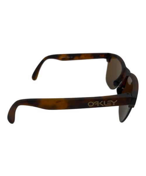 OAKLEY（オークリー）OAKLEY (オークリー) FROGSKINS LITE Matte サングラス ブラウン サイズ:63-10の古着・服飾アイテム