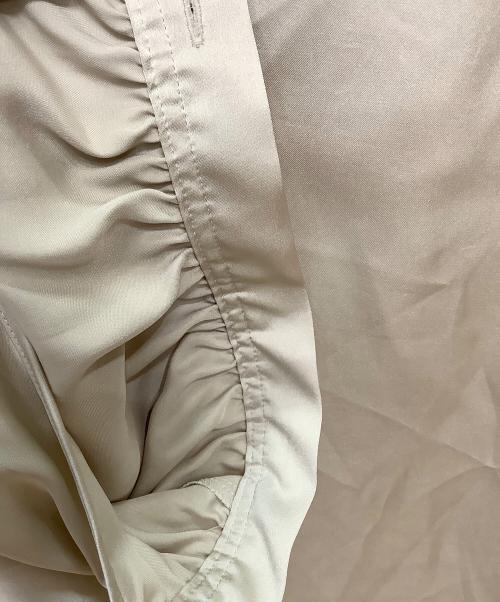 Whim Gazette（ウィムガゼット）Whim Gazette (ウィムガゼット) 長袖ブラウス　サテンボウタイブラウス ベージュ サイズ:Fの古着・服飾アイテム