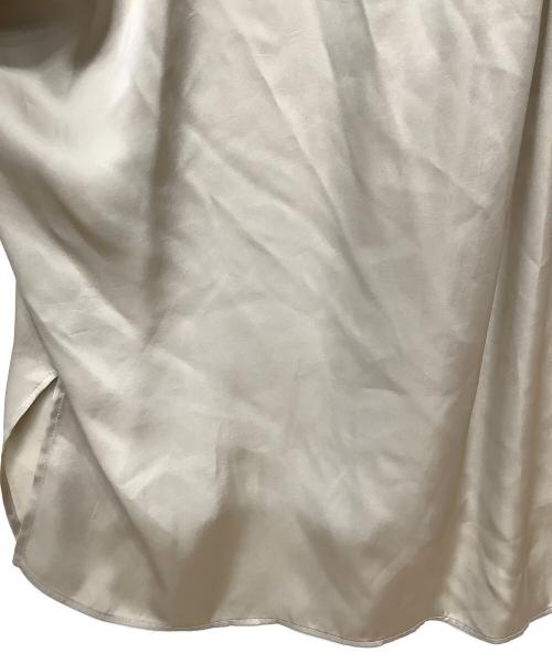 Whim Gazette（ウィムガゼット）Whim Gazette (ウィムガゼット) 長袖ブラウス　サテンボウタイブラウス ベージュ サイズ:Fの古着・服飾アイテム