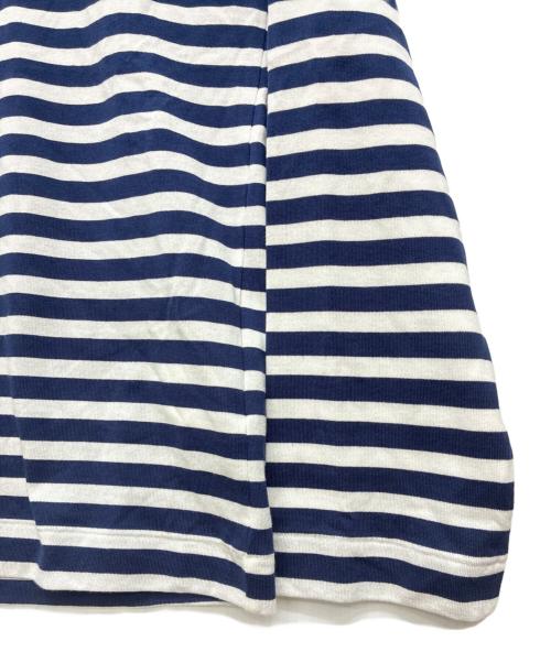 PLAY COMME des GARCONS（プレイコムデギャルソン）PLAY COMME des GARCONS (プレイコムデギャルソン) ハートワッペン 長袖カットソー ネイビー×ホワイト サイズ:XSの古着・服飾アイテム