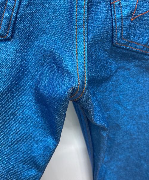 W.&L.T（ウォルト）W.&L.T (ウォルト) コーティング フレアパンツ ブルー サイズ:26の古着・服飾アイテム