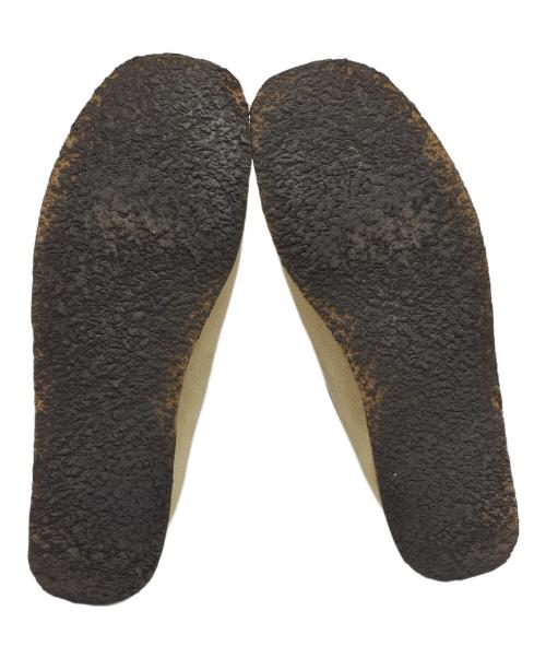 CLARKS ORIGINALS（クラークス オリジナルズ）CLARKS ORIGINALS (クラークス オリジナルズ) ワラビーシューズ ベージュ サイズ:26.5の古着・服飾アイテム